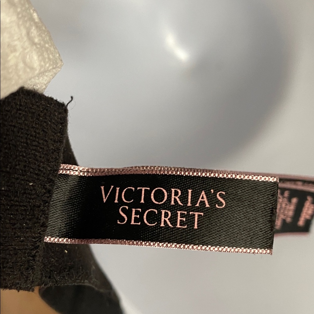 Victoria’s Secret Bra - Very Sexy Plunge Size 36DDD - Picture 5 of 10